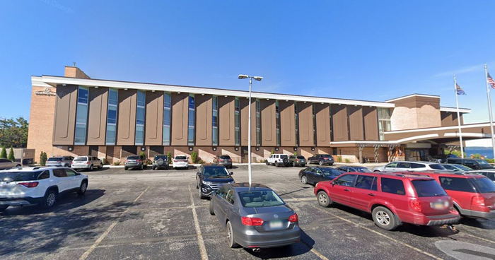 Holiday Inn - Traverse City Location (newer photo)